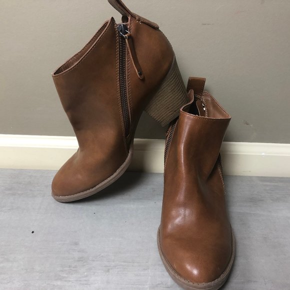 size 10 ankle boots